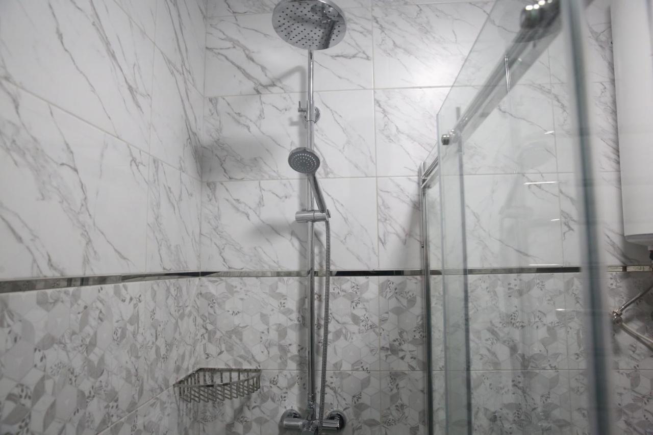 Львівський Hotel ภายนอก รูปภาพ