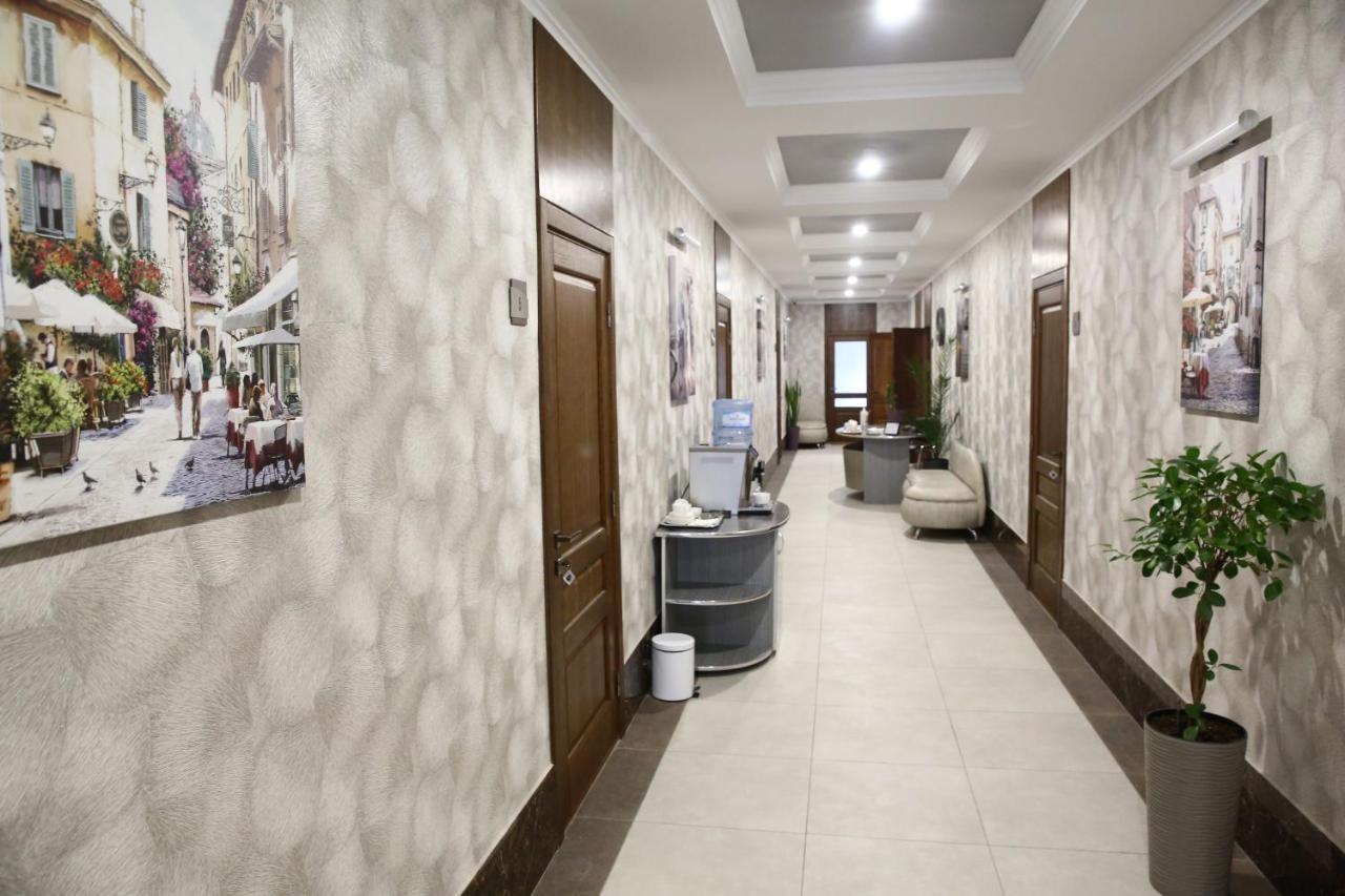 Львівський Hotel ภายนอก รูปภาพ